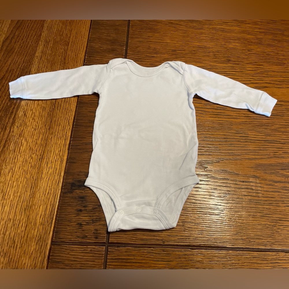 Carter’s body suit